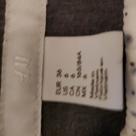 Blazer - Picture 2 of 2